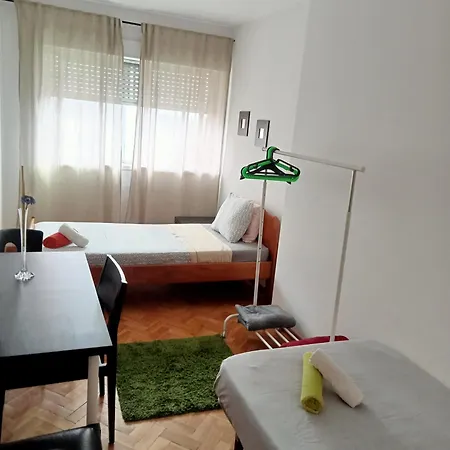 Center-3 Bedrooms * 波尔图