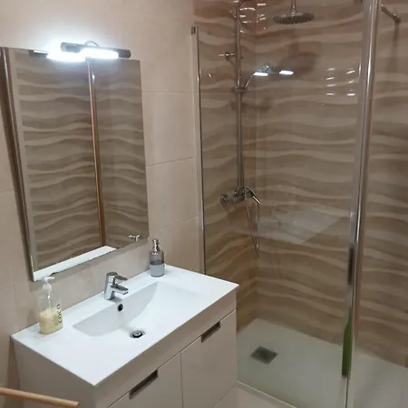 Center-3 Bedrooms